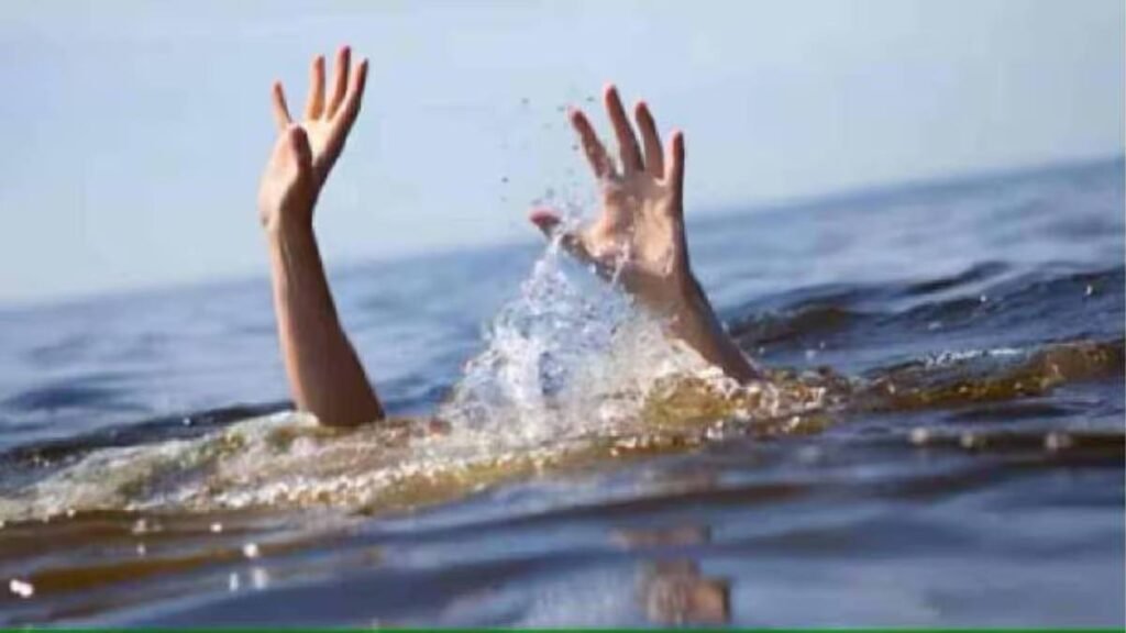 drowning_acfc08